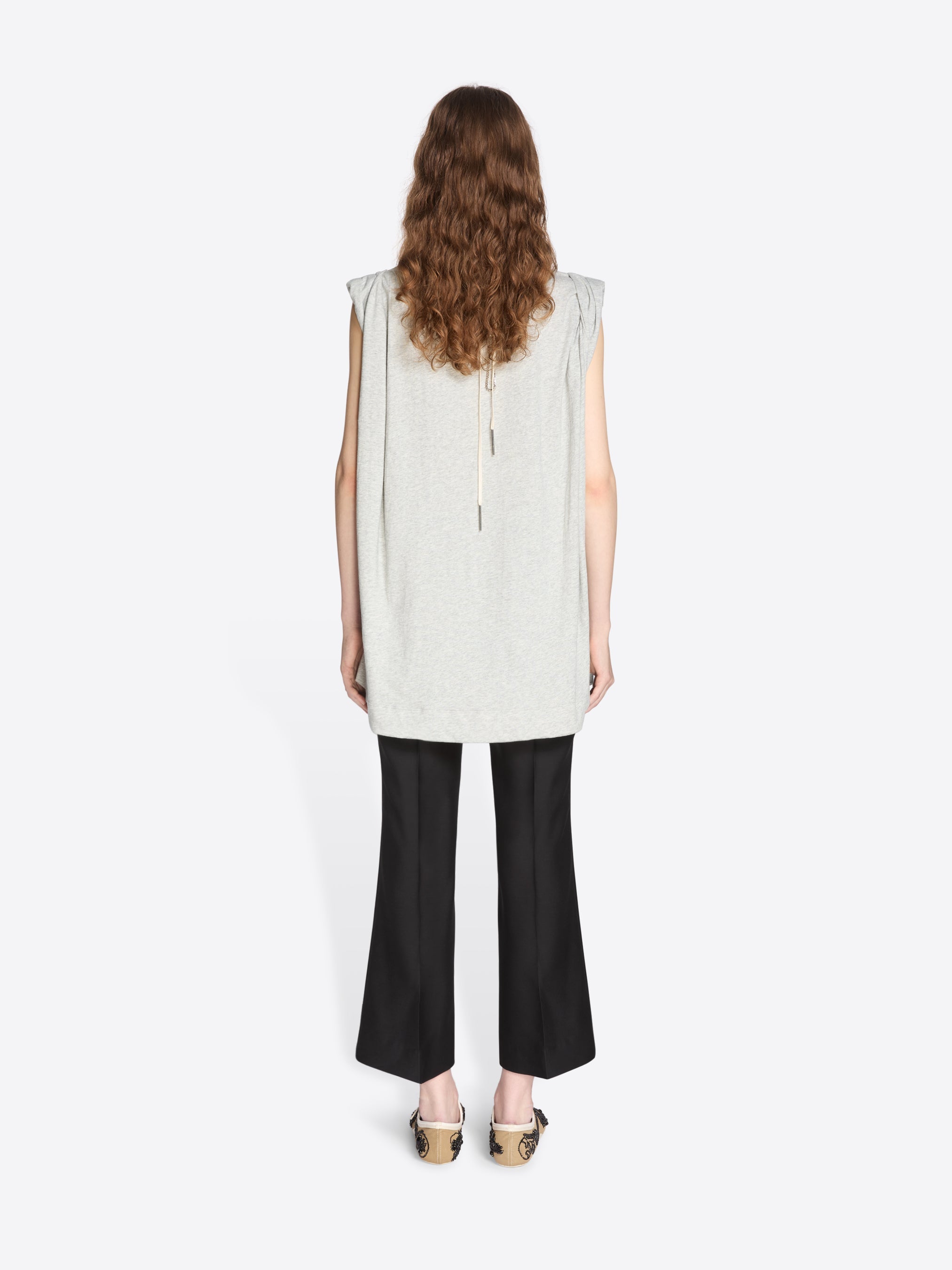Loose Sleeveless Tee